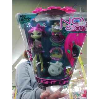 Novi Stars - Poupée - Asst. 2